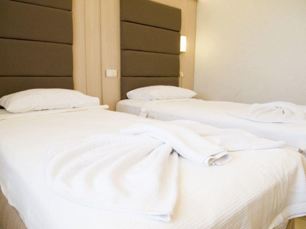 Oz-Can Hotel Турунч Екстериор снимка