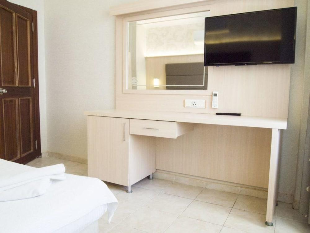 Oz-Can Hotel Турунч Екстериор снимка