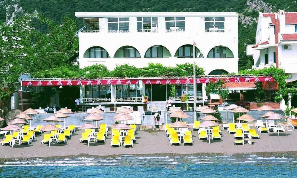 Oz-Can Hotel Турунч Екстериор снимка